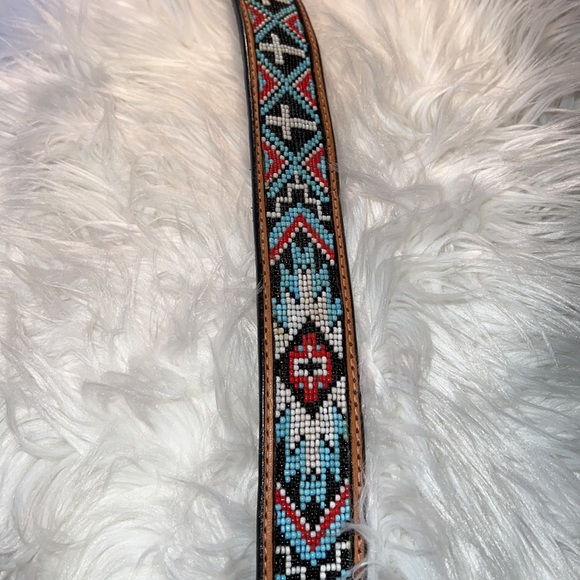 Hand made beeded belt - Picture 2 of 5